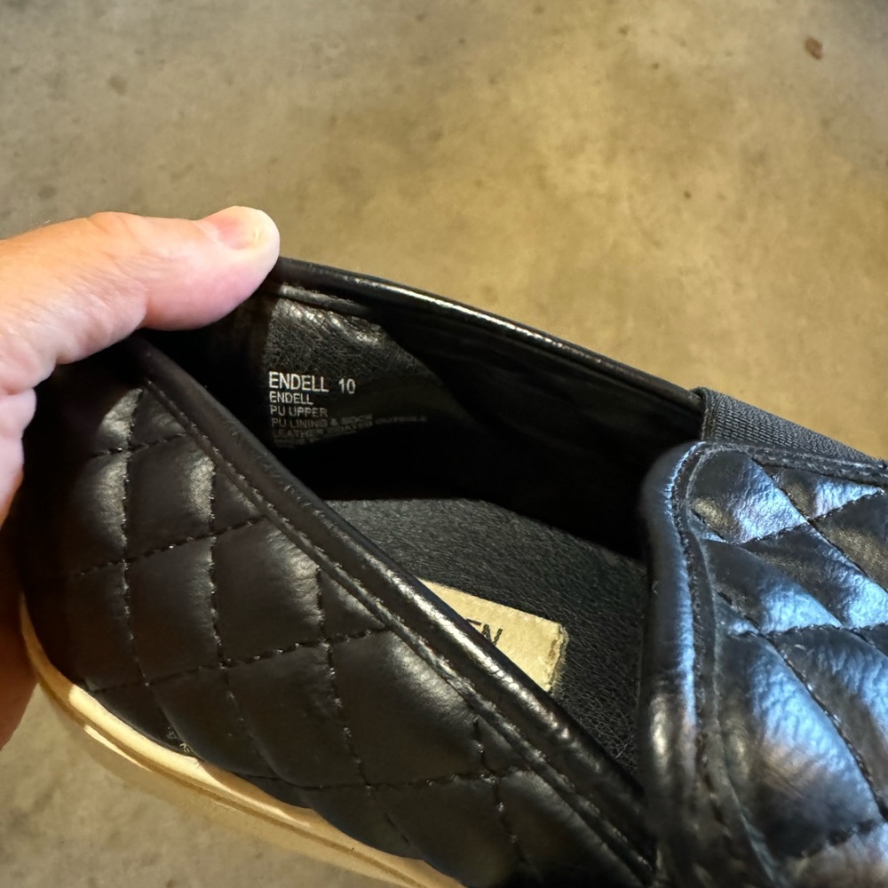 ENDELL  -like new - worn three times, sole are soiled according.